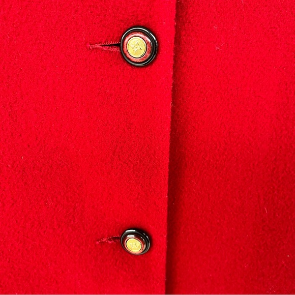 Red tailored vintage wool peacoat with matching scarf. Aprox size Medium - Picture 4 of 11